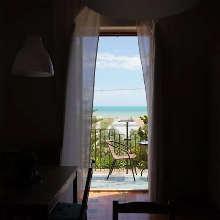 לינה וארוחת בוקר La Veranda 3*