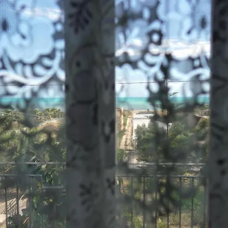 La Veranda לינה וארוחת בוקר ליקאטה