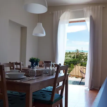 לינה וארוחת בוקר La Veranda