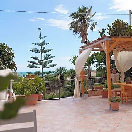 La Veranda Oda ve Kahvaltı Licata