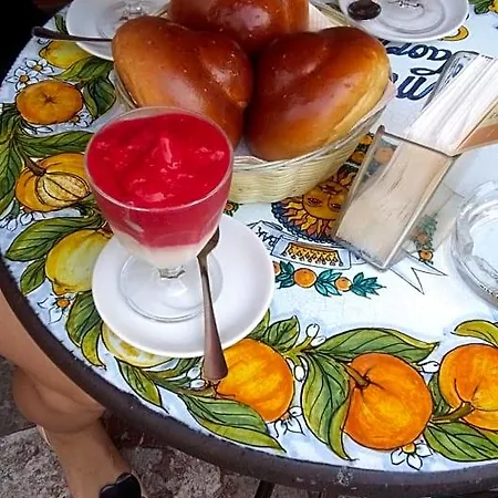 La Veranda Bed & Breakfast 3*