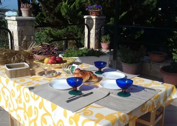 La Veranda לינה וארוחת בוקר ליקאטה